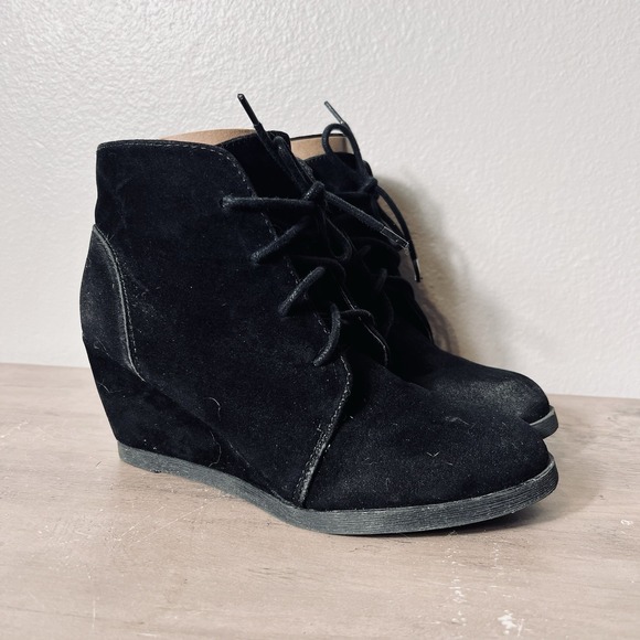 Madden Girl Shoes - Madden Girl Black Suede Lace-Up Wedge Ankle Booties Women's Size 7 SEE PHOTOS